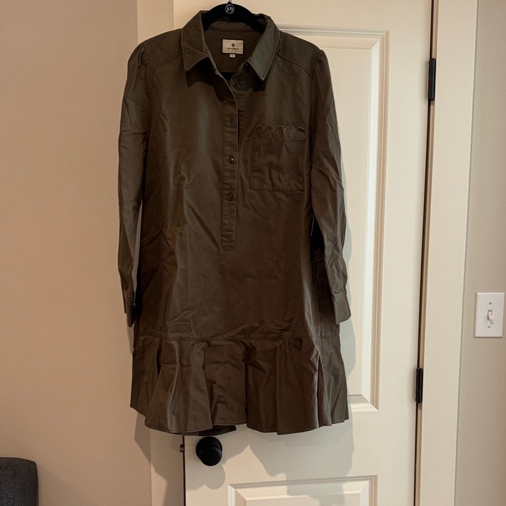 Tuckernuck Hunter Green Button-Up Dress